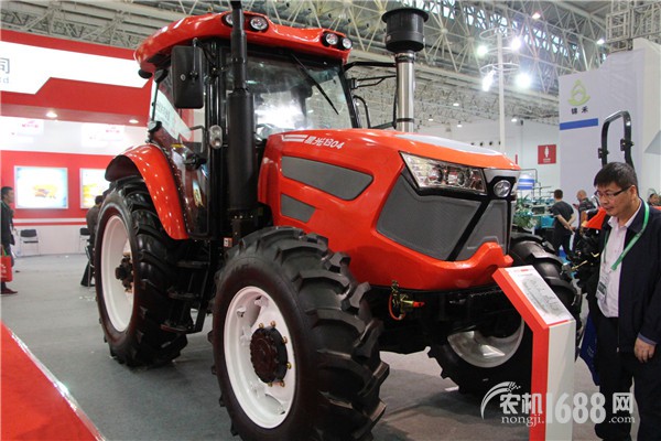 星光璀璨 产品多样——星光农机武汉农机展惊艳绽放